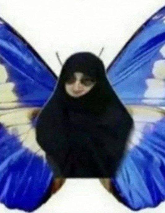 Angela90994479's tweet photo. @YasiArmy__ نامزد تهیونگ😎 https://t.co/4XfKOyCIRl