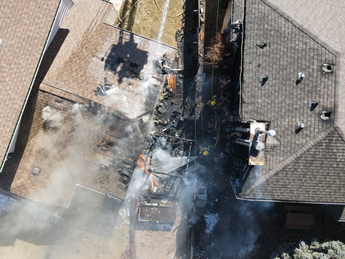 A fire investigation is underway following a fire that engulfed two homes in Glenforest Crescent off 57th Avenue in The Glens neighbourhood. Read the full news release here... ow.ly/GwuW50R5wHc #StonyPlain #StonyPlainFire