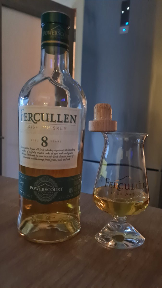 Next up is a drop of @FercullenWhisky 8 Year Old Blend #DramsForJesus #Flange 🥃💥🐢