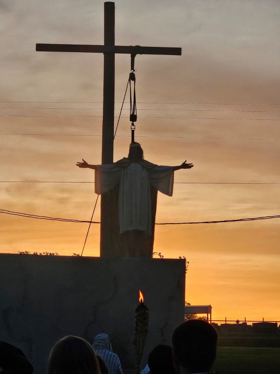Will_NeSmith's tweet photo. Happy #Easter! Behold, the Lamb of God, who takes away the sin of the world! John 1:29 ✝️ https://t.co/j3tr9Z0aOT