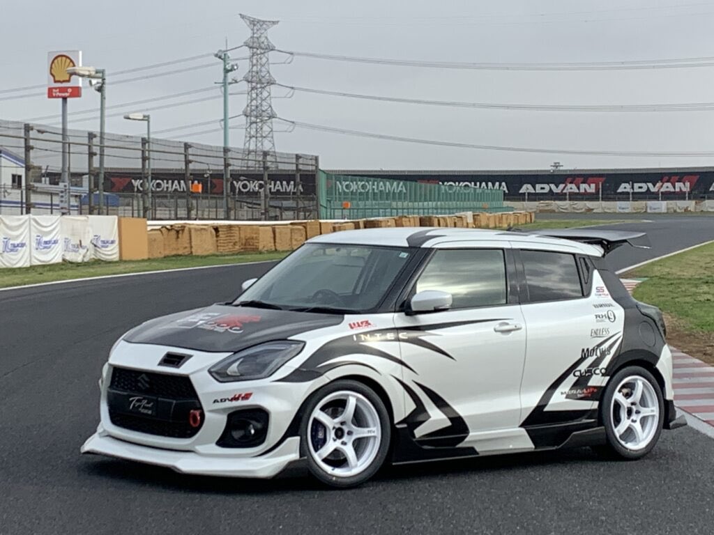 ZERO1000_1's tweet photo. 4月7日（日）静岡県沼津市キラメッセぬまづで開催される『ENJOY CAR WORLD"MINI’S3.8"2024にTOPFUEL&amp;ZERO-1000で出展🔥
デモカーはZC33Sスイスポタイムアタック号。
当日はオリジナル商品イベント価格、アウトレット品フィルターなどなど用意してますヨ👍
日曜日はキラメッセぬまづに来てネー https://t.co/BHOeRpGbmV