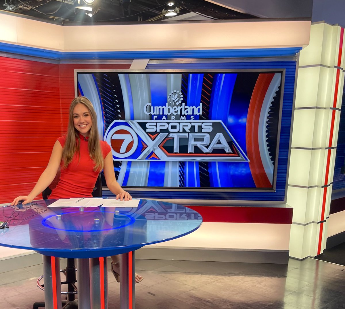First time hosting Cumberland Farms Sports Xtra tonight! @Marc_Bertrand will join us to chat Red Sox opening weekend, Celtics, Bruins, and the Patriots offseason. Tune in at 11:25 on @7News.