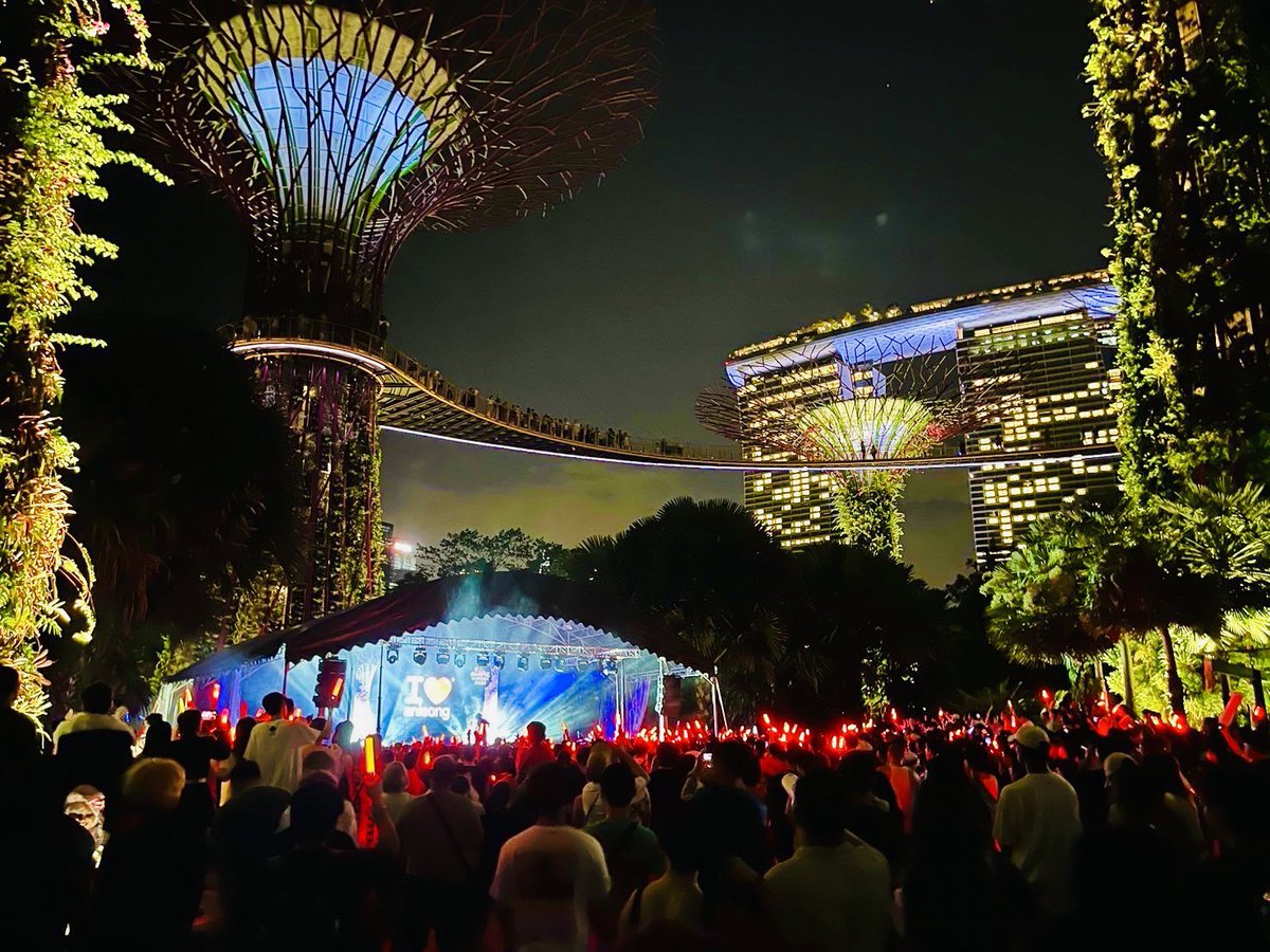 nanonano_me's tweet photo. I've been back to Singapore so many times now, but I keep discovering new things and places and people that make me fall in love with the country even more.
This is my idea of ISEKAI!

今回のシンガポールは本当に景色も人もエネルギーも美し過ぎた
まさに異世界アニメに迷い込んだ気持ち https://t.co/pViVmyHp4d