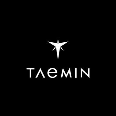 je_TAEMe's tweet photo. You can take the man out of SM but not take the SHINee out of the man https://t.co/wVTlMtGRGD