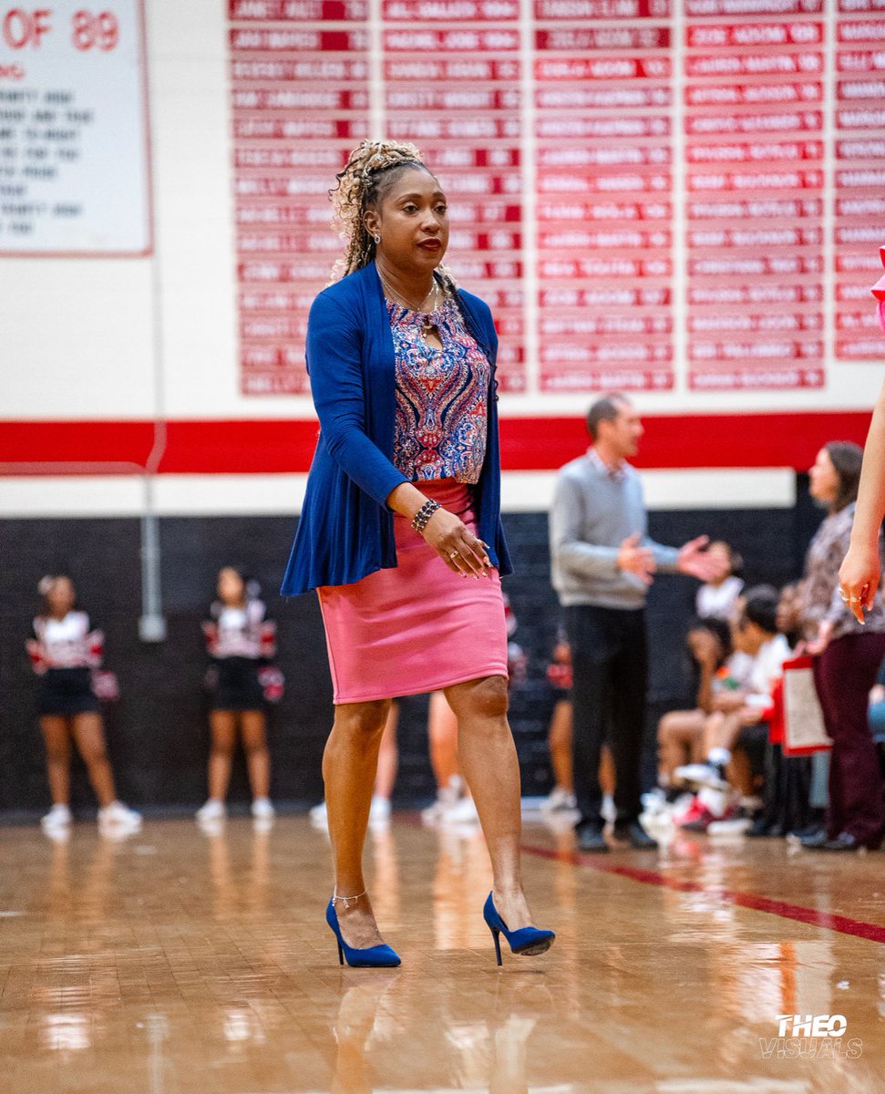 NoCro Lady Panthers tweet media