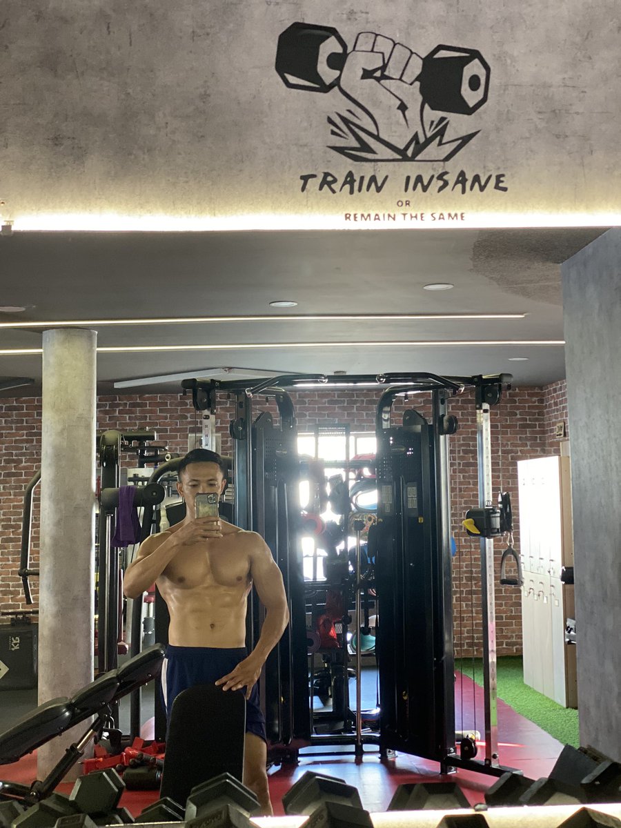 Boy Gym tweet media