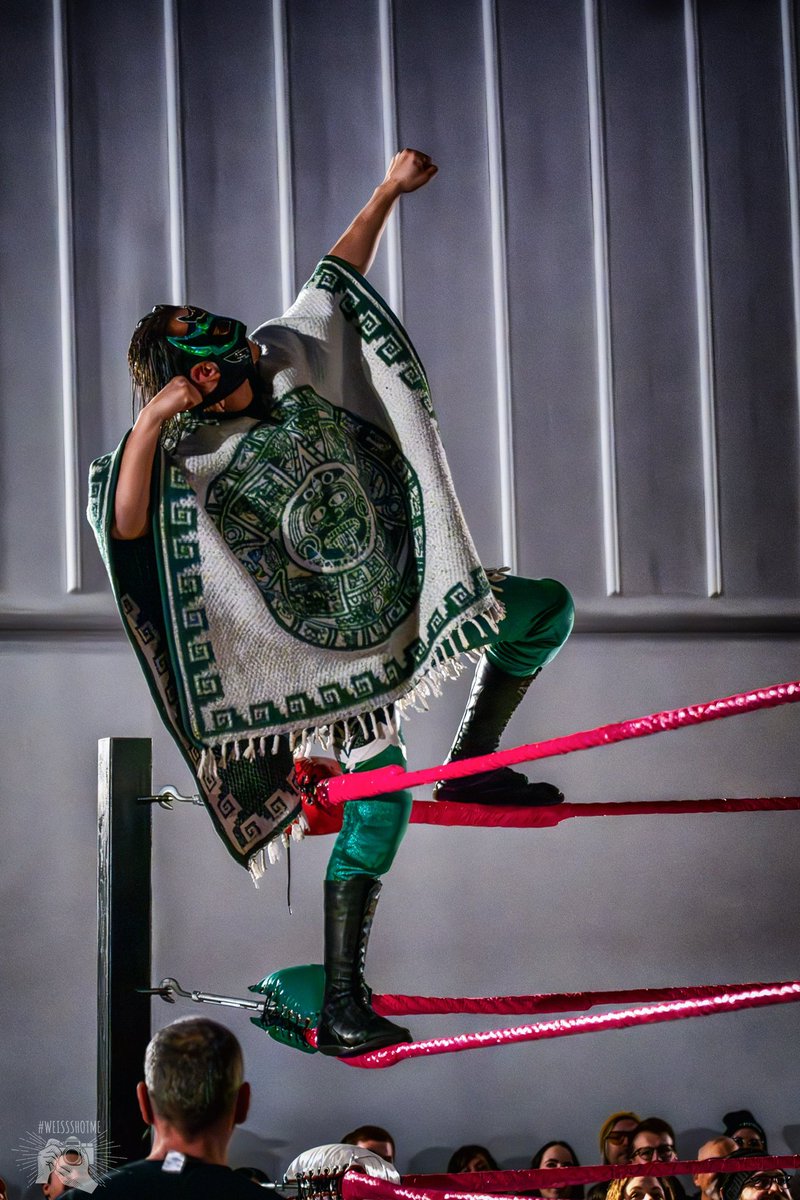 Mexican guy 🍀🇲🇽 @DemandLucha #AllOut #canada #cdmx #champion #gym #LuchaLibre #prowrestling