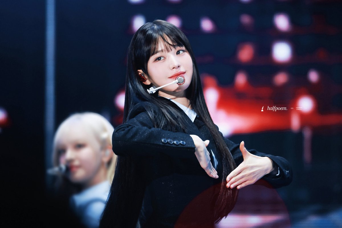 about_wonyoung's tweet photo. #AprilFoolsDay

cr.Halfpoem_0923x1119
(China idol fansite)

#IVE #아이브 #JANGWONYOUNG #장원영 https://t.co/1TBB3xvGTU