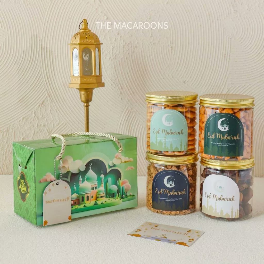 REKOMENDASI HAMPERS KUE LEBARAN  ⊹☾⋆⁺₊

- a thread