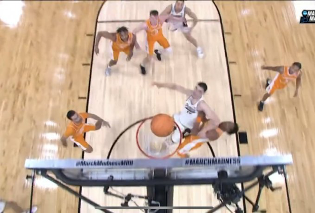 lwyr2b's tweet photo. @GreggDoyelStar How many of these were fouls on Edey? 0. So please spare us https://t.co/RBKIqx7klk