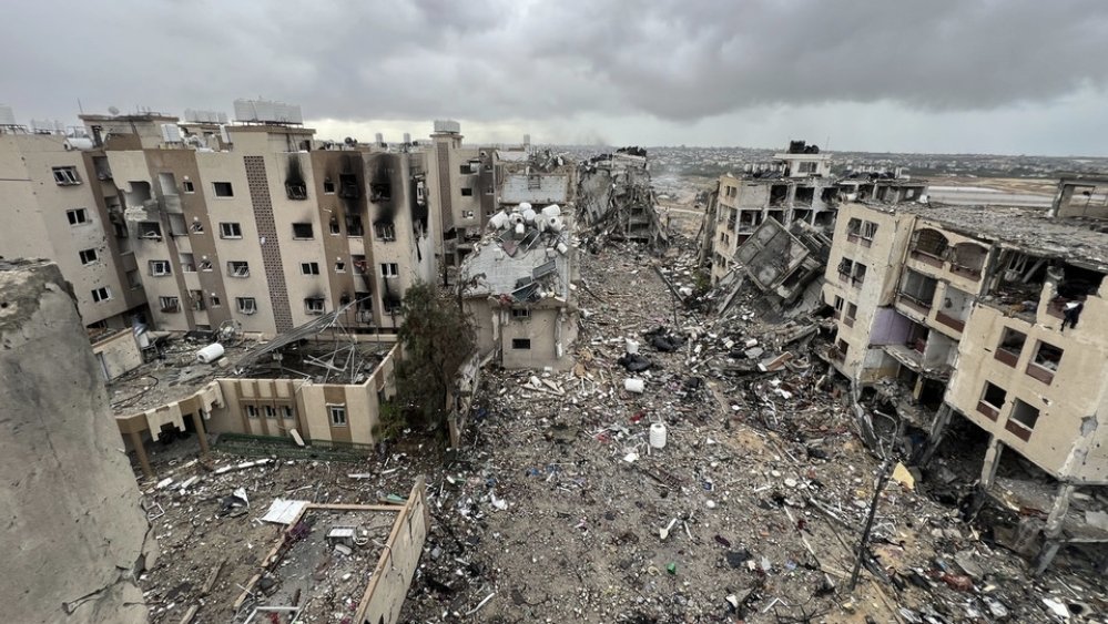 RecordGBA's tweet photo. 🔺Michigan congressman #TimWalberg believes that Washington should not waste money on humanitarian aid for civilians in #Gaza or #Ukraine, and instead focus on supporting Israel’s and Kiev’s war efforts to achieve “quick” victories.
🔺“We shouldn’t be spending a dime on humanitarian aid. It should be like Nagasaki and Hiroshima. Get it over quick,” Walberg said.