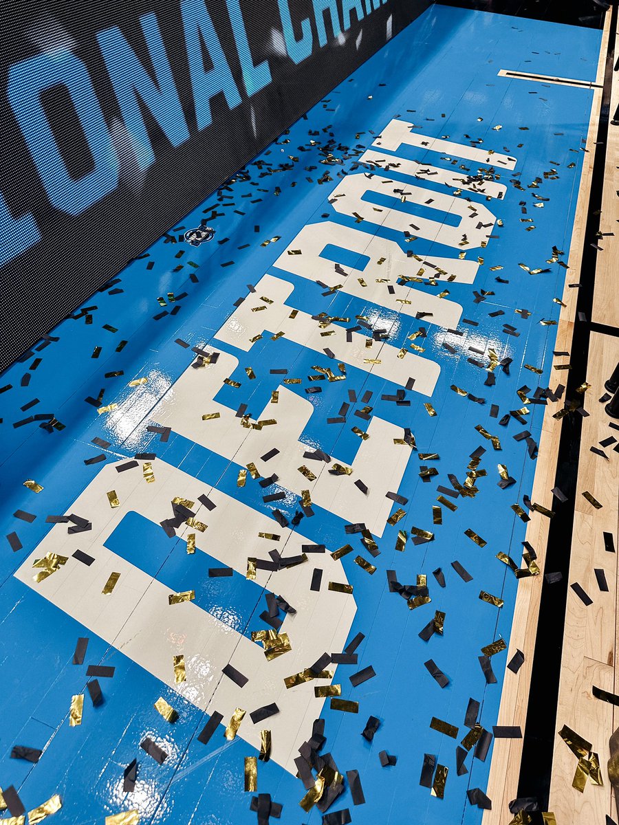 MariaRivera____'s tweet photo. This is March🏀

#MarchMadness https://t.co/Jk96qf7qvz