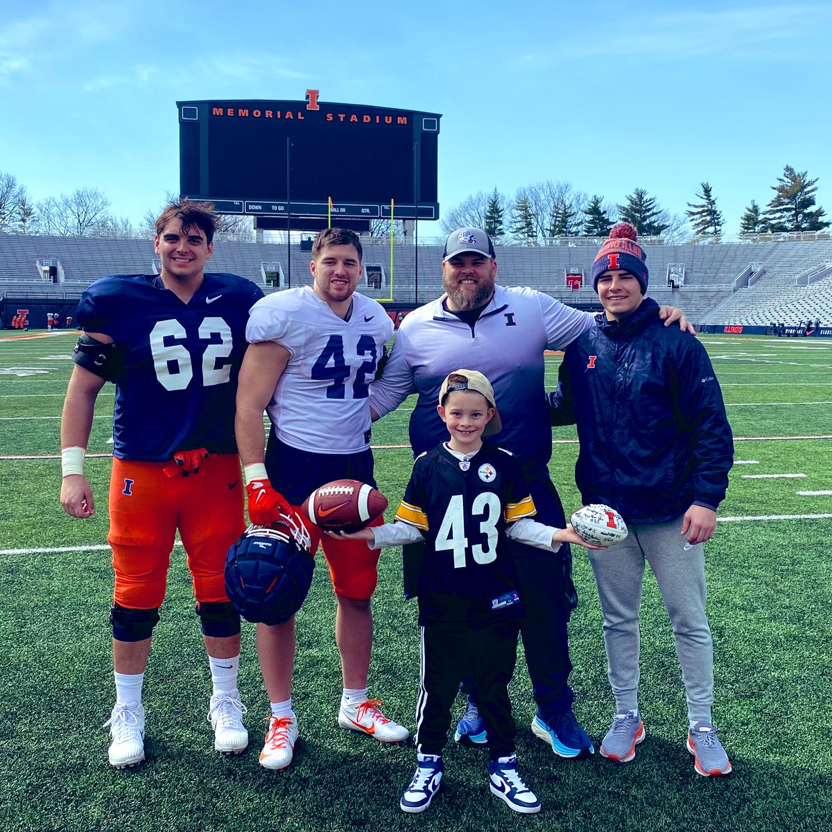 Special day seeing @PHSKnightsFBall alums Neumann’21, Zardzin’21, Tsagalis’22 & Parisi’23 at @IlliniFootball Spring Practice So proud of each of these guys Thanks to @coachPatRyan for the hospitality & especially to all the players that made my son feel so special #ILL