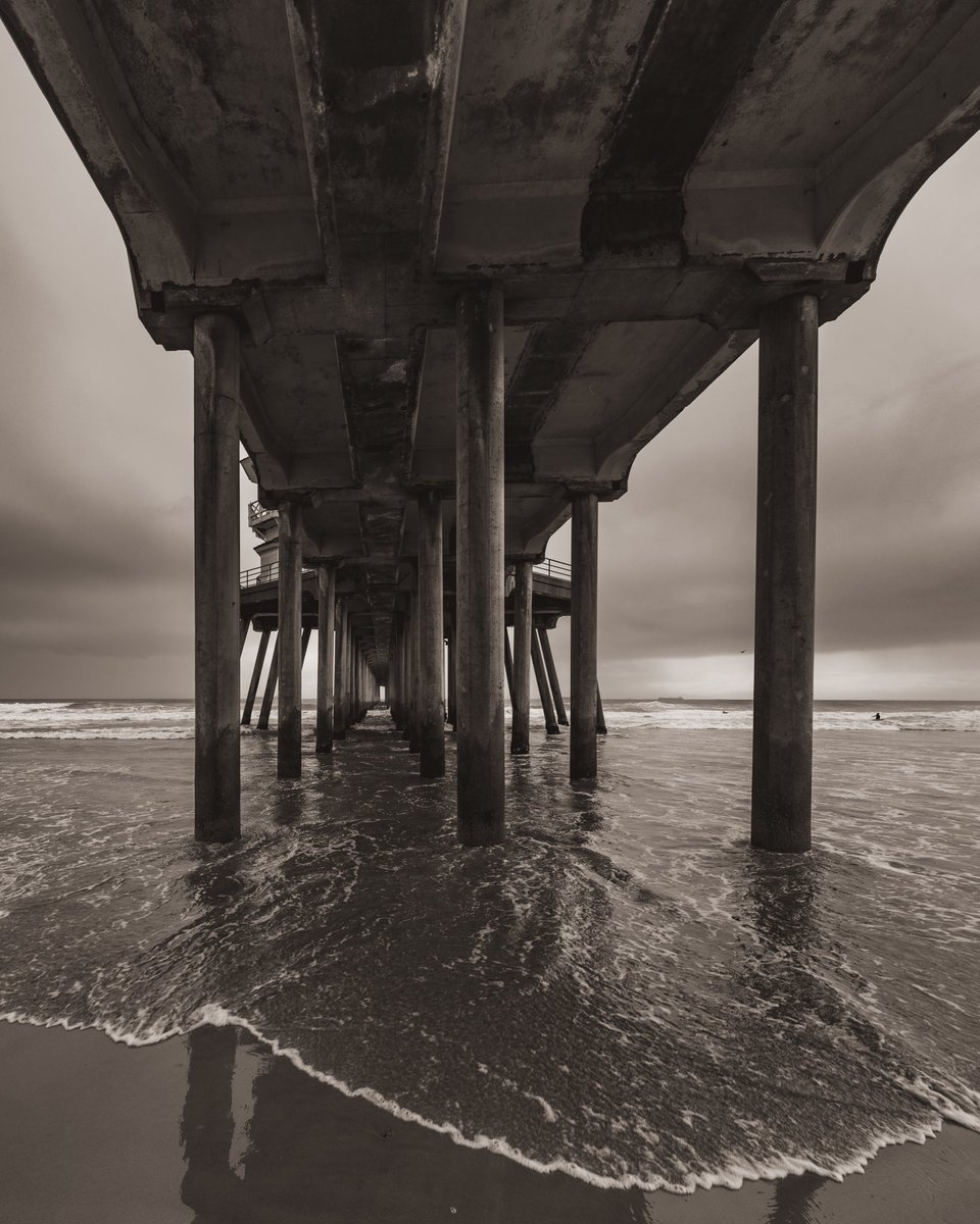 jmr5154's tweet photo. Stormy at the pier
#NewLens #HBPier https://t.co/tSG7uVrT0F