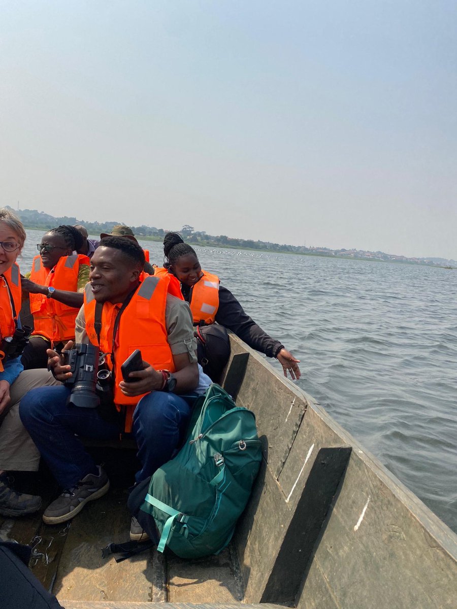 lindanakalema1's tweet photo. Discover the enchanting #lutembewetland one of the biggest breeding sanctuary for both native and millions of Palearctic migrants, where birds frequently fly in a pattern which will blow your eyes and uplift your spirit. So get your checklist, binoculars and cameras ready.#Birds https://t.co/q3XTeEKqwm