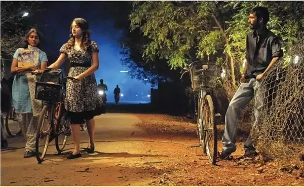 filmcrazymedia's tweet photo. #Throwback
#Trisha was initially supposed to play the lead role in #Dhanush 's #Aadukalam, but she could not do the film due to a schedule issue!
#TrishaKrishnan #FilmCrazy https://t.co/nIDA0WA3uH