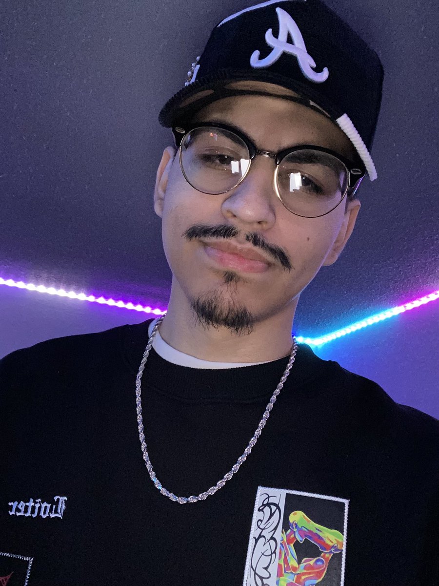 Avohee's tweet image. #NewProfilePic