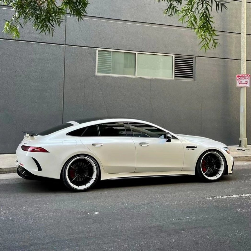 mbmaybachfans's tweet photo. The white Shark 🦈

📹: @rdbla (IG) https://t.co/tFOKmWftUg