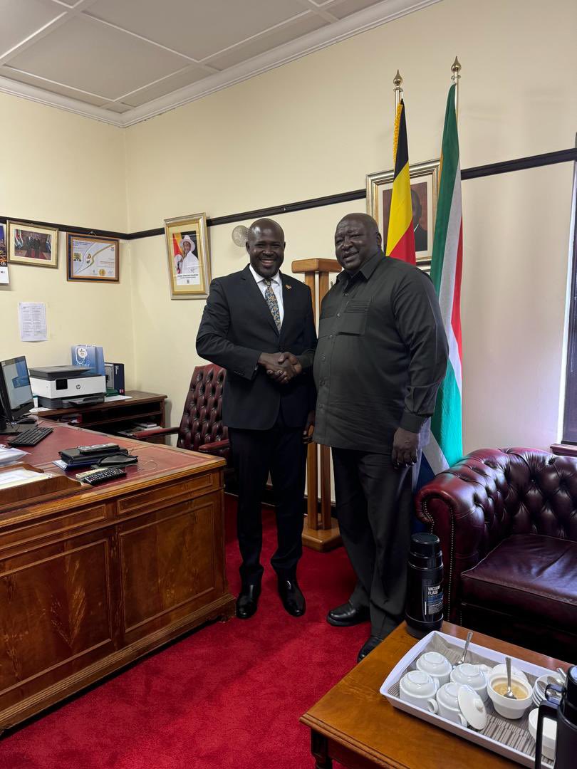 On the Eve of Good Friday, Ambassador @AmoruPaul welcomed Hon. Oryem Henry Okello, Minister of State for Foreign Affairs in charge of International Cooperation, to our Official Residence in WaterKloof Ridge. ▪️1/2- #GlobalDiplomacy