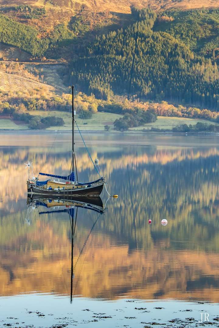 Perfect #reflections on Loch Leven. #Scotland #boat #highlands #water #photography #landscape #landscapephotography @CanonUKandIE #canon @VisitScotland @CanonUKandIE