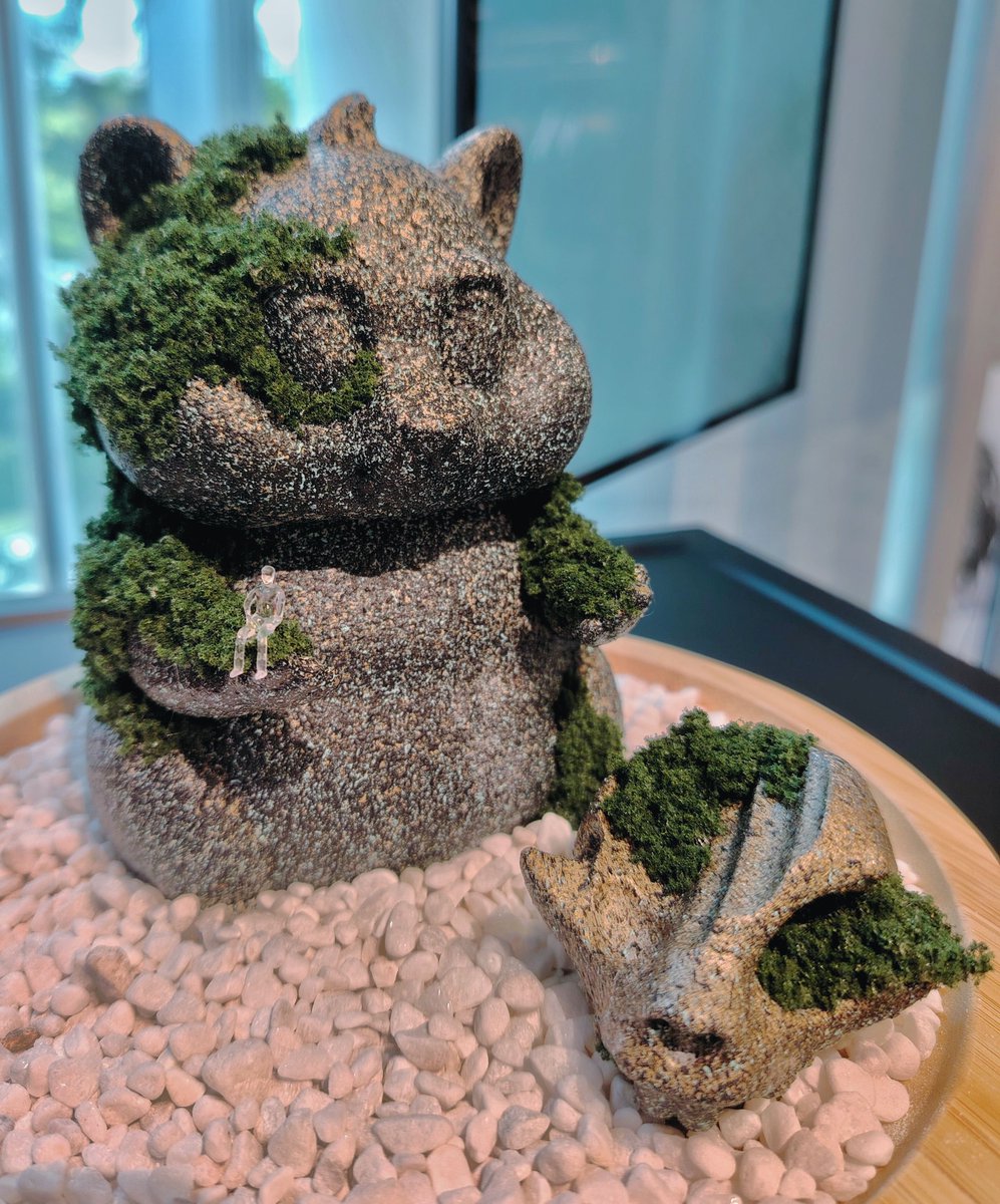 HungryHamsterC's tweet image. Dive into the depths of &amp;lt;Reflection&amp;gt; 🐹✨

This custom Hungry Hamster art toy by Freddy @bboxfred captures the cyclical nature of existence, the interplay between life and death, and the relationship between humanity and the natural world #HungryHamster #CustomArt #Arttoy