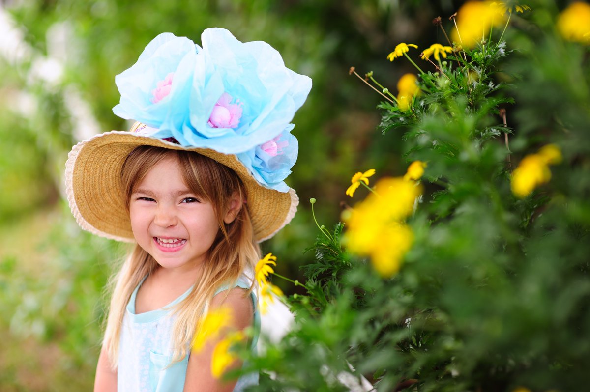 Spring Joy! Make a Hat. Ages 5+ Saturday 6 April, 10.30–4.30pm, come & make a bonnet or tricorn, inspired by the Abbey’s 18th century history. Try on a Georgian outfit to match your hat – will you be a Lady, Lord or an Admiral? Free with normal admission or a Discovery Card.