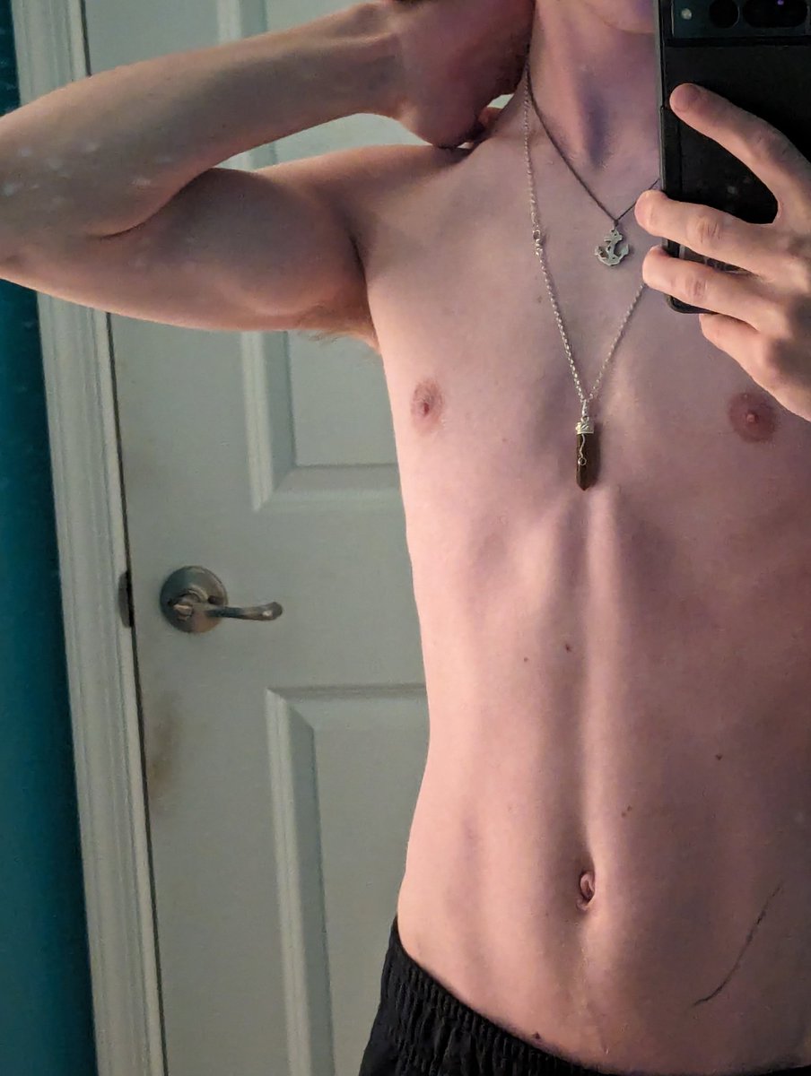 Kye756's tweet photo. Hey! I'm Kyle

🖤Not new to #nsfwtwt
🖤 Just figured I'd start posting content
🖤 Bisexual (both ways equal)
🖤5" 9' (veiny hands) 
🖤Not really sure what I'll be posting, probably just when I feel hot lol
🖤Hmu for mutuals! I'd love to talk to more people here

#nsfw #nsfwtwt https://t.co/Mm6wGQPLUh