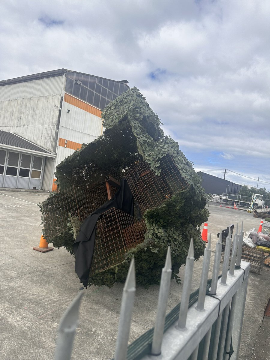 joshspace2's tweet image. set props i found near the film studio where the minecraft movie is being  filmed 
@DiscussingFilm