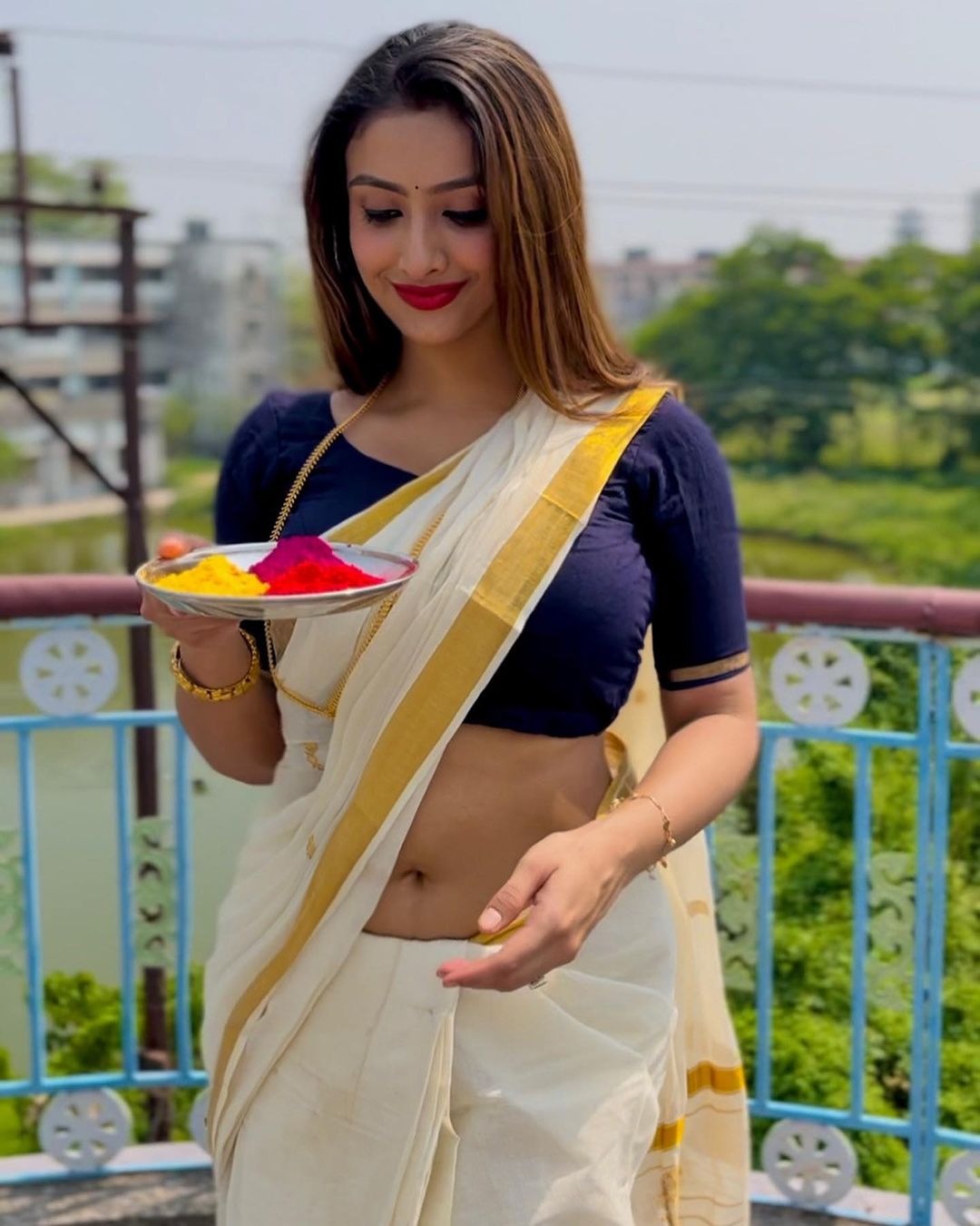 GKDC4webUAADZnk?format=jpg&name=large