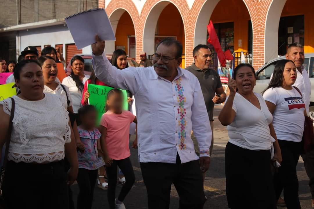 Avelino_RC's tweet photo. Gracias a todos los que nos acompañaron en este arranque de campaña y se suman a nuestro proyecto #ParaContinuarProgresando https://t.co/NOQHQqdTIj