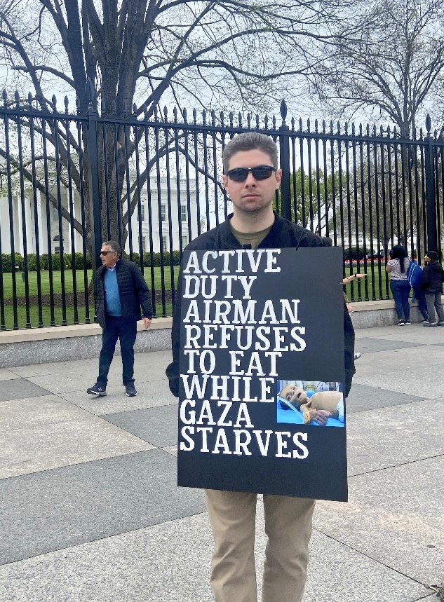 Today active-duty Air Force Senior Airman Larry Hebert will begin a hunger strike to highlight the plight of the starving children of Gaza. Hebert, age 26, and a member of Veterans For Peace, took authorized leave from his assignment at Naval Station Rota, Spain to participate in…