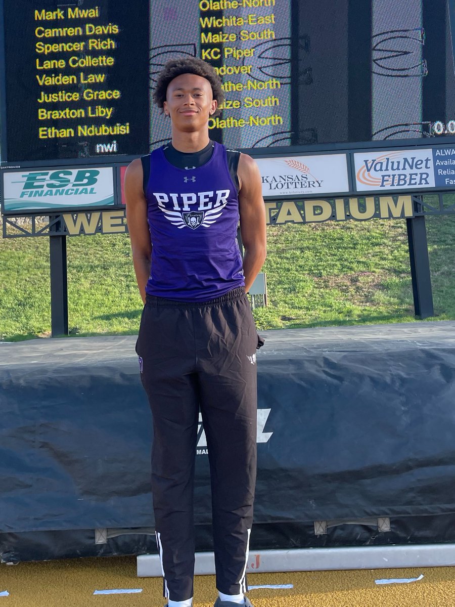 Devin Kerr broke the Piper school record in the high jump at the ESU Relays Friday night. The previous record was a tie at 6’04” by Bryant Rogers in 2017 and Scott Rome in 1980. Devin jumped 6’06” to become the new school record holder. Congratulations Devin!