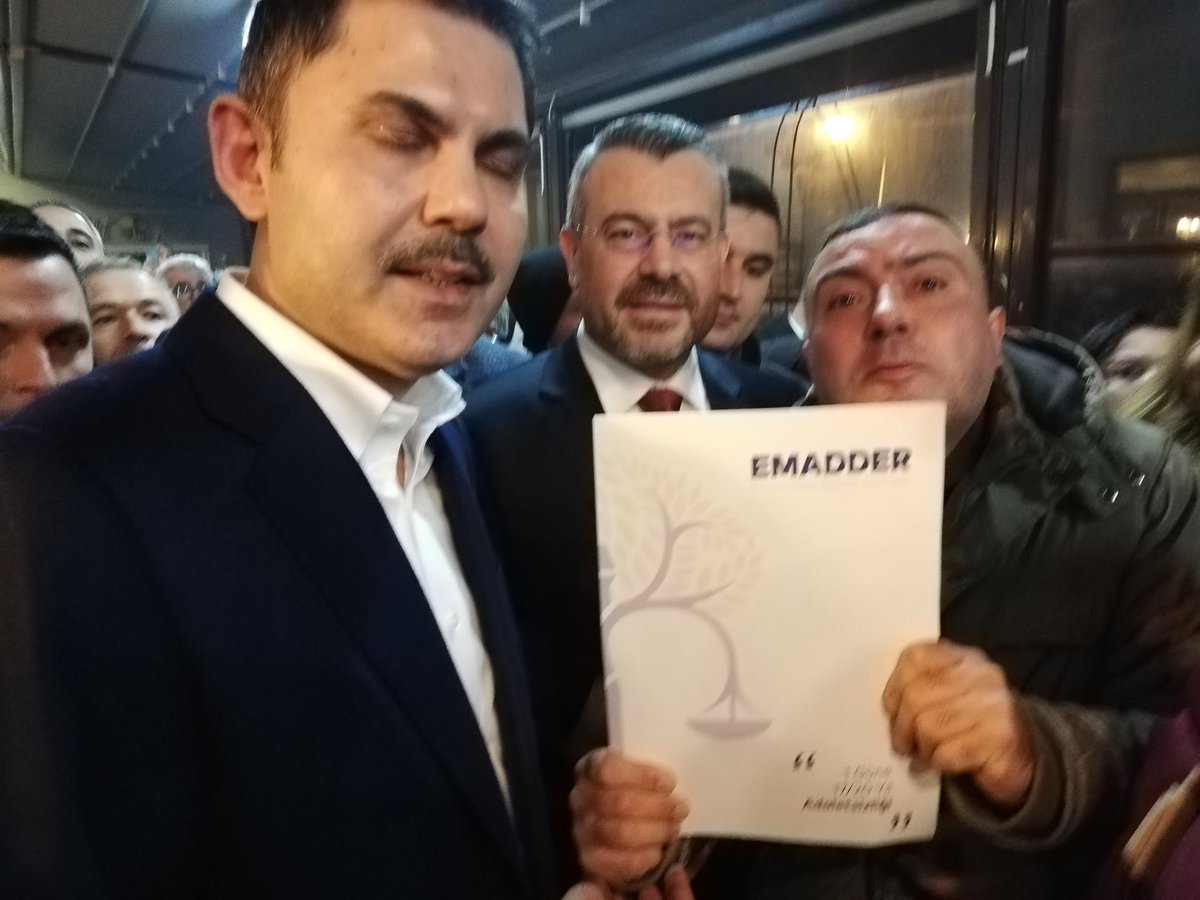 OhohoSefa70695's tweet photo. 🤔🤔SAYIN MURAT KURUM BEN SİZE İLK EMADDER DOSYASINI VERİRKEN NEDEDİM BU DOSYADA 5 MİLYON İNSAN MAĞDUR KADEMELİ EMEKLİLİK BEKLİYOR. BU MADURLARIN ÇOĞU AKPARTİLİ DEDİM KÜSTÜRMEYİN, SONUÇ BU OLDU. ŞİMDİ YARALARI SARMA ZAMANI
@akpartiistanbul
@muratkurum
#KademeSecimeDamgaVurdu https://t.co/XeQPwj3GPR