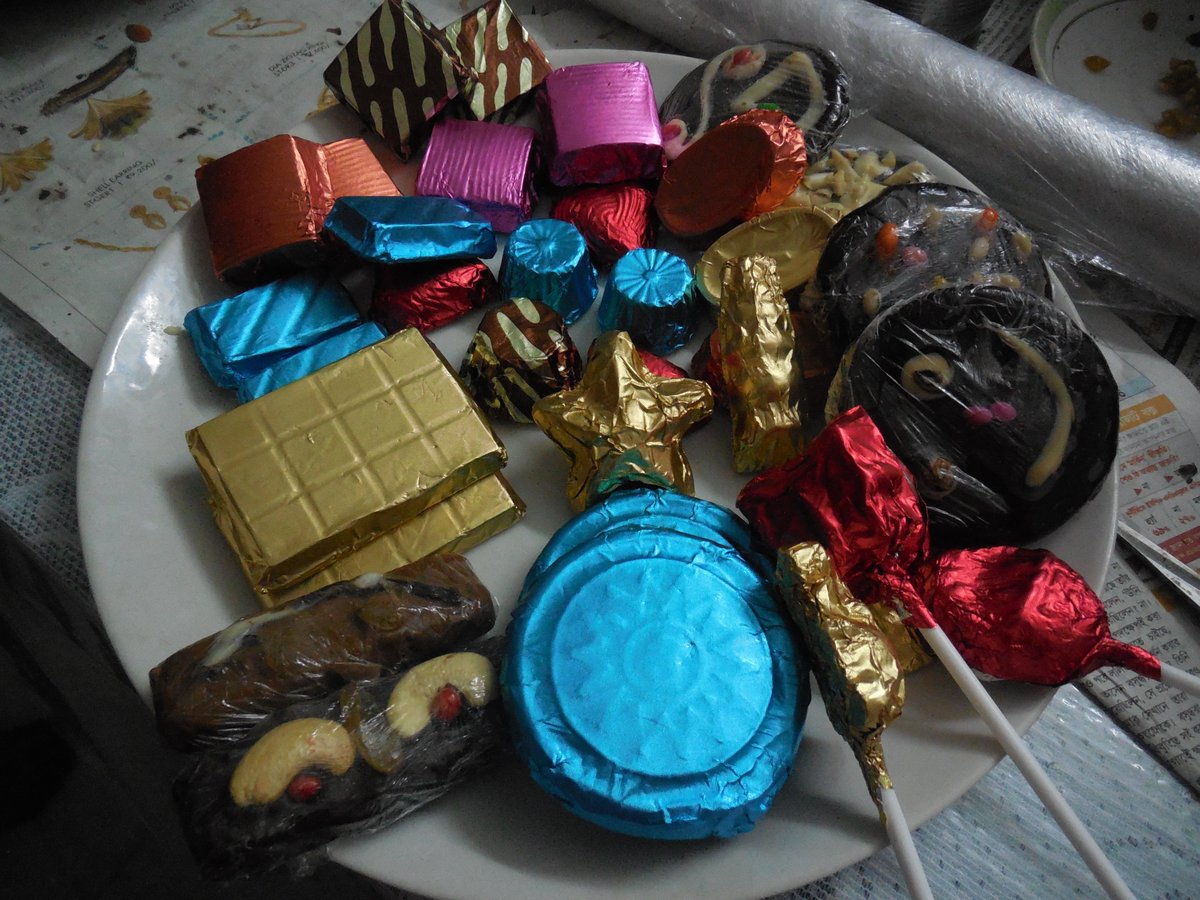MeenaRaychaudh1's tweet photo. Wishing you all a chocolaty start of the week!!
CHOCOJAADU 9830304839
https://t.co/4379Wf8L7L https://t.co/kkERy71N7K