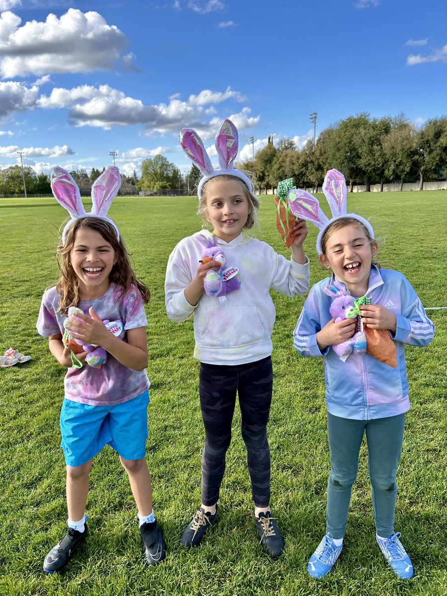 Sticklets &amp; Scoopers having a blast at Easter themed oracfice! 🐣 ❤️ 🥍