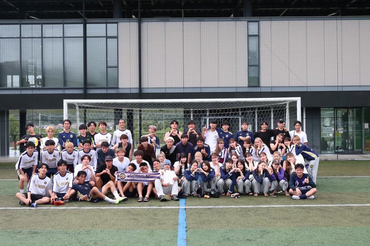 t_Genius17's tweet photo. こんにちはGeniusです⚽️

今回紹介するのは合宿！
合宿ではサッカーをするだけでなく、レクや観光など楽しいイベントが盛り沢山✨
9月に行われる夏合宿は、3回生の引退合宿で涙あり笑いありの合宿🥺

興味のある人はLINEを追加して新歓グルにはいってね😽

#春から同志社　#春から同女 https://t.co/uZcAAYnRsf