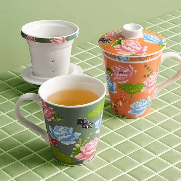 カルディ『茶こし付きマグカップ』2024年が新発売！客家柄＆金魚の中国