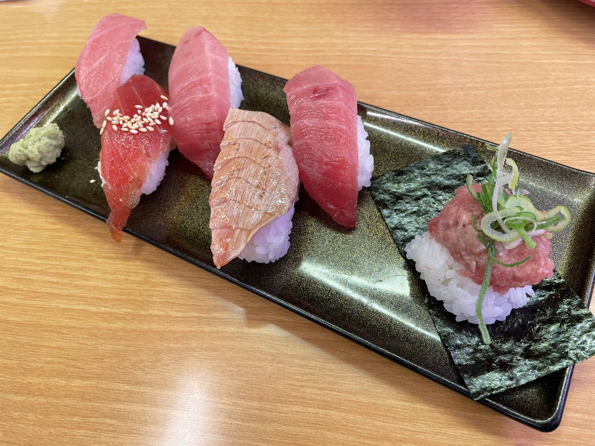 Yu75144307's tweet photo. スシロー行ってきました！
めっちゃ美味しかったです✨
#スシローで20皿いったぜ https://t.co/IodFAv6Ftp