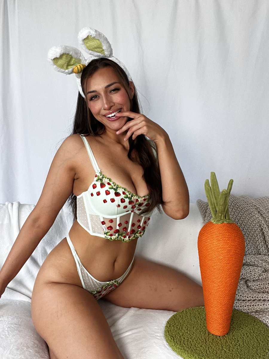 Happy Easter 🥕🥕