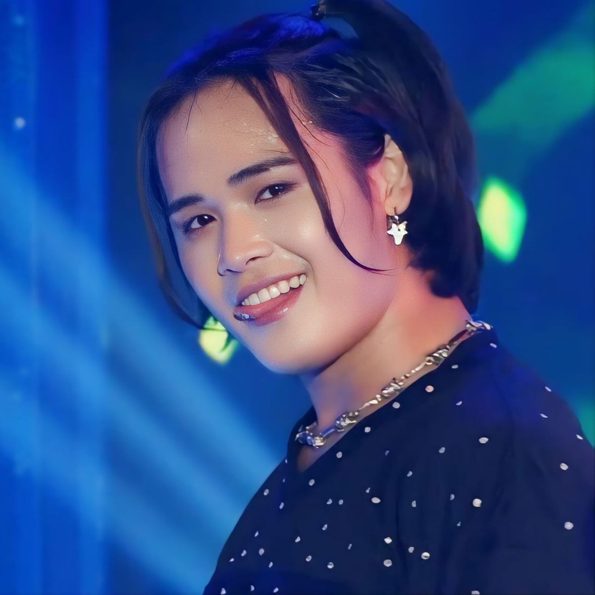 rjiemseli's tweet photo. NEW ERA 🥹💙

DAYANG SA ITS SHOWTIME
#ALAMATonItsShowtime #ALAMATDayang 
#DAYANGKalasahanTaKaw #ALAMAT https://t.co/QFMYfbjwRC