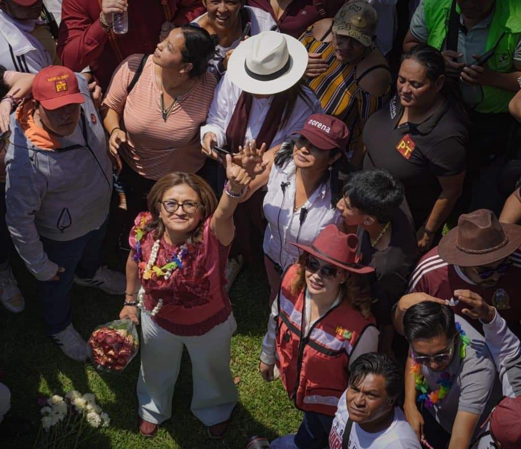 RAlpizaramirez's tweet photo. Inicia la campaña de @ALEIDAALAVEZ para la @Alc_Iztapalapa sin lugar a dudas edificará el segundo piso de la 4T en la Demarcación su trayectoria el trabajo territorial y la apertura a todos los sectores sociales hará de Iztapalapa una mejor Alcaldía #AleidaAlcaldesa https://t.co/Nmaqx2g7Z9