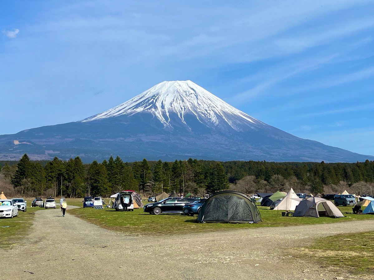 bbaann's tweet photo. 30-31日の初ふもとっぱら最高でした🙌
ずっと富士山に見惚れてた🗻

#ふもとっぱら
#ふもとっぱらキャンプ場 https://t.co/ac1KjIJk97