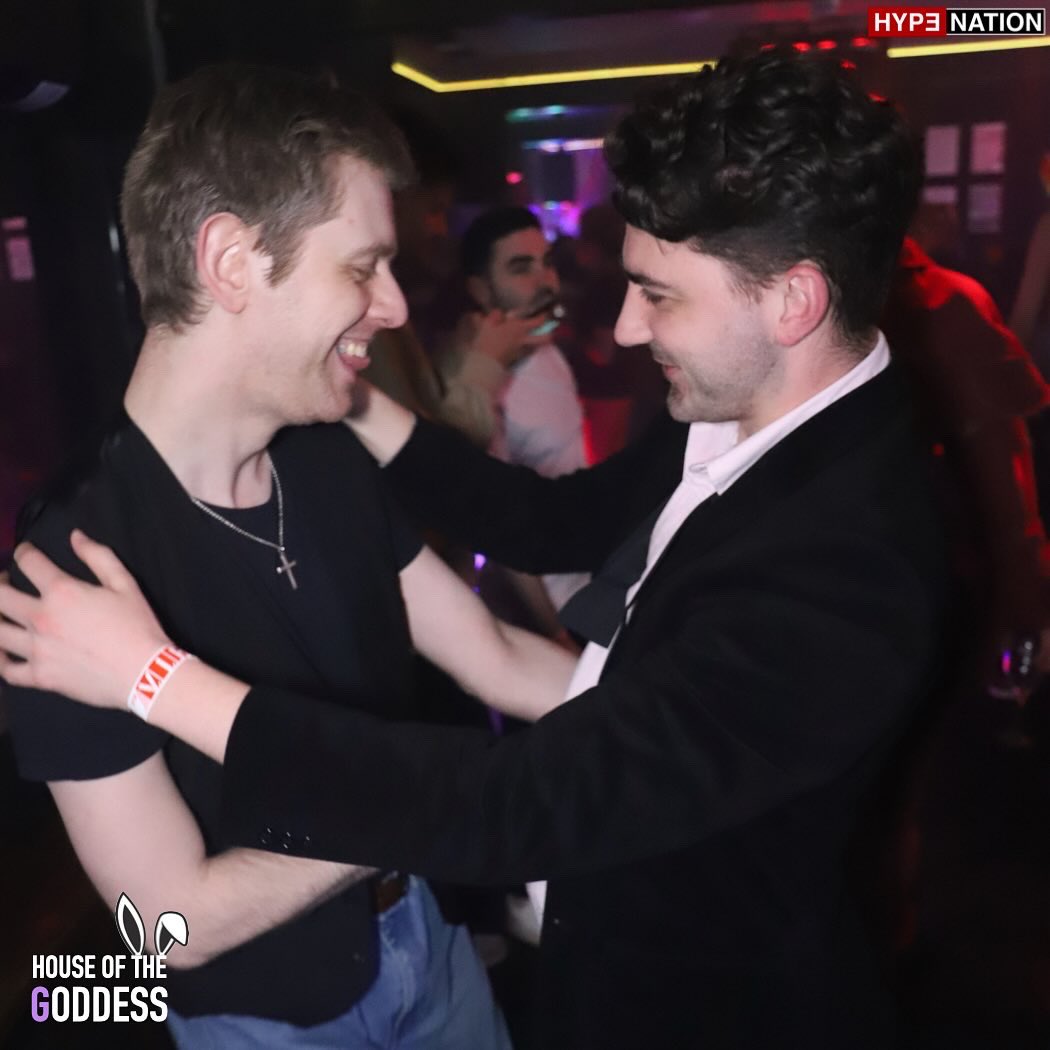 vergoevents's tweet photo. Photos dropping on our facebook page -   https://t.co/FVxWrD2HaY 🏳️‍🌈🏳️‍⚧️ @zodiacbarlondon https://t.co/sH8BkYuv5N