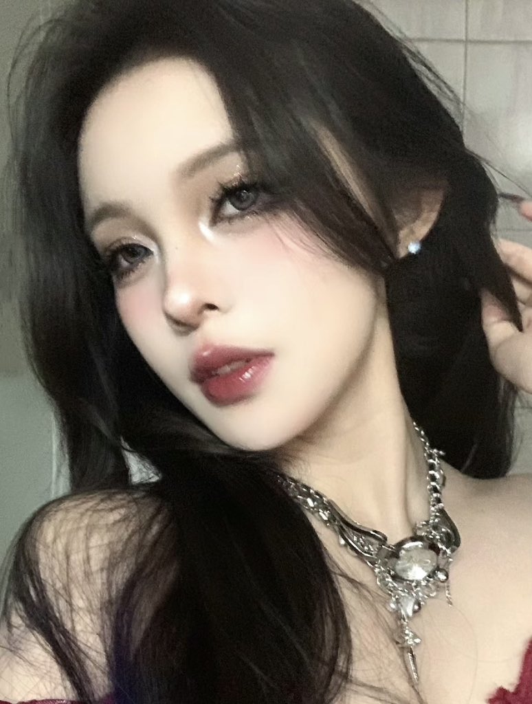 #盯射 #ahegao #阿黑颜 #翻白眼 #丧志 #母猪 #反差婊 #网红 #健身 #女神 #婊子 #高潮脸 #整容脸 #健身婊 #油脸 #名媛 #浓妆 #射屏 #粗口 #羞辱 #丧志 #聊骚 #磕炮 #曝光 #社死
接精脸 https://t.co/5i0BahcoiQ