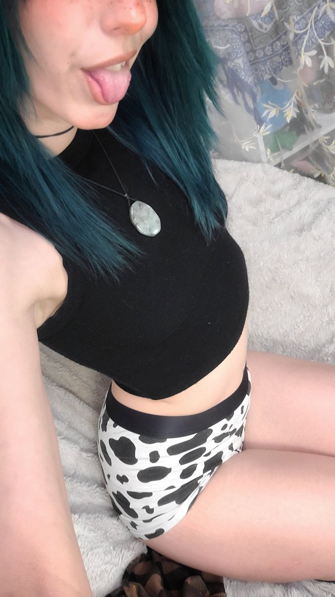 LunaSparkling's tweet photo. 💖 Luna is Live On Chaturbate!! 💖

 📷https://t.co/KCvi5mrWOK📷 https://t.co/NVLYK2wY9d
