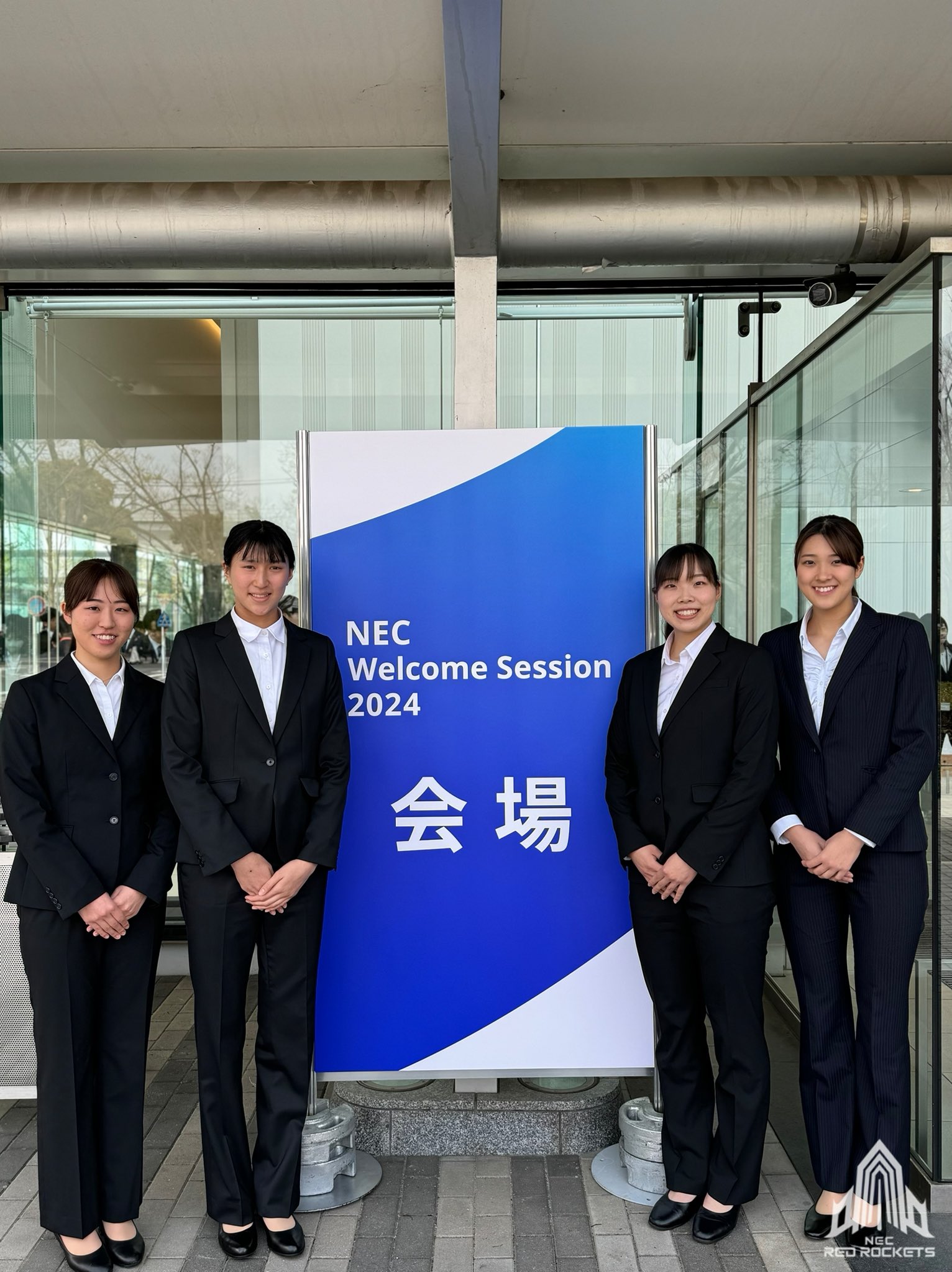 NECレッドロケッツ川崎 伊藤一葉 直筆サイン入り ユニフォーム
