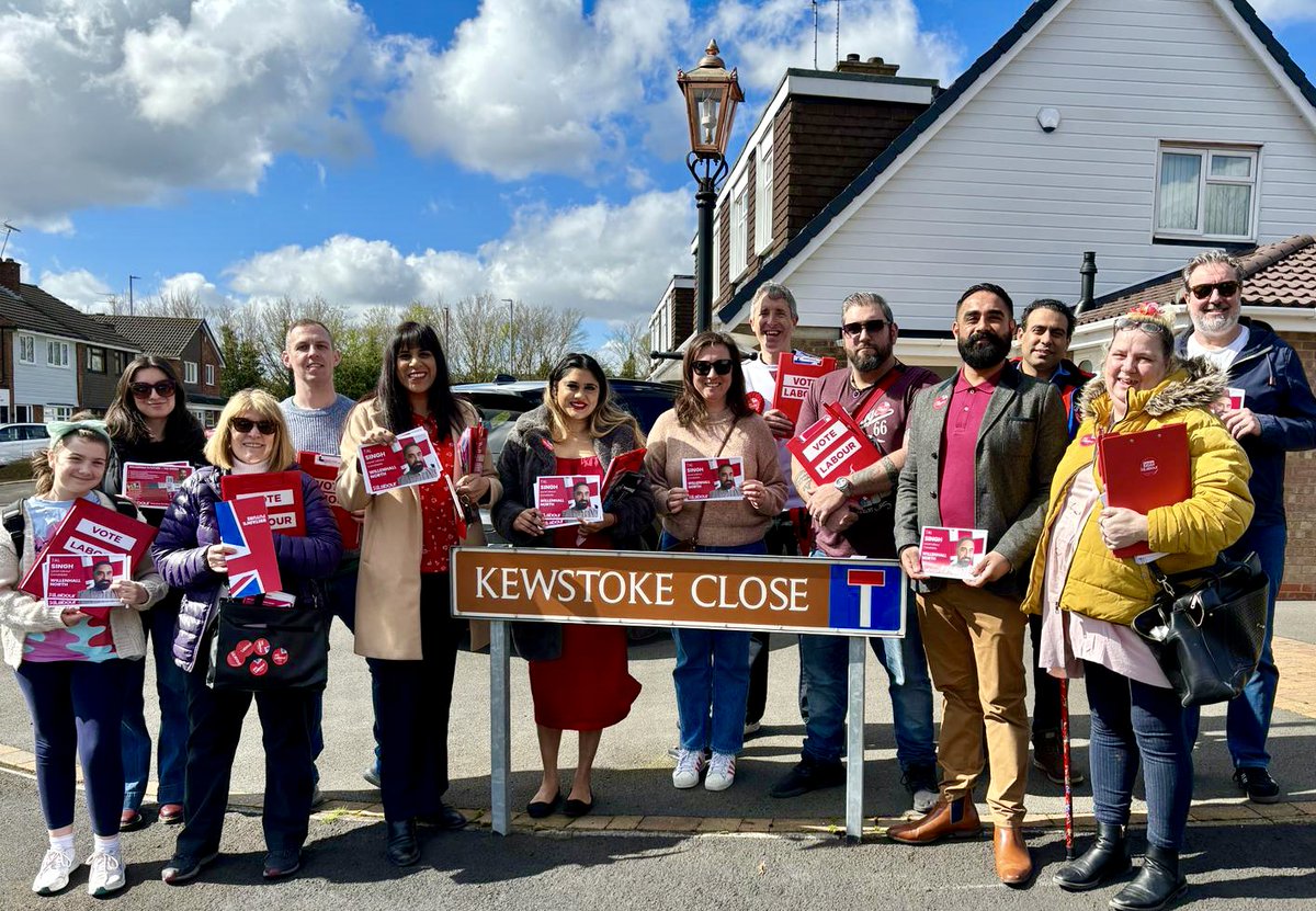 Out across #Wolverhampton and #Willenhall last week, in between dropping by some of our wonderful community groups, meeting with business and education leaders and attending Labour’s Local Election launch with Keir Starmer and Angela Rayner. #GeneralElection2024