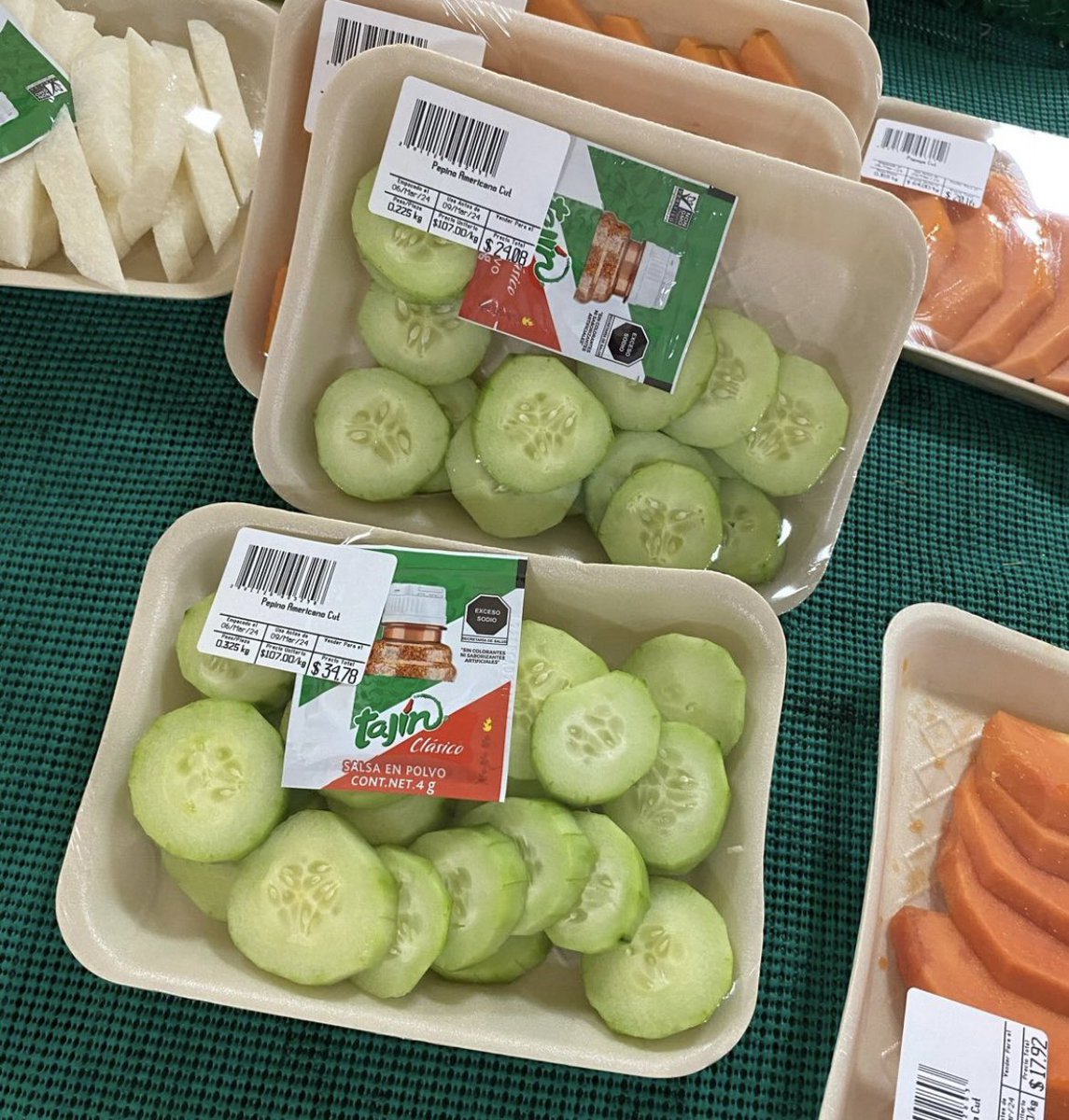 🚨Breaking Imported Cucumbers will now arrive, pre-peeled, chopped & wrapped in plastic to avoid post-Brexit phytosanitary border checks that start this month. #Cucumber #Brexit #EU #Food #plastic #Netzero #Buybritish #Nofarmersnofood #Backbritishfarming #borderchecks #BTOM