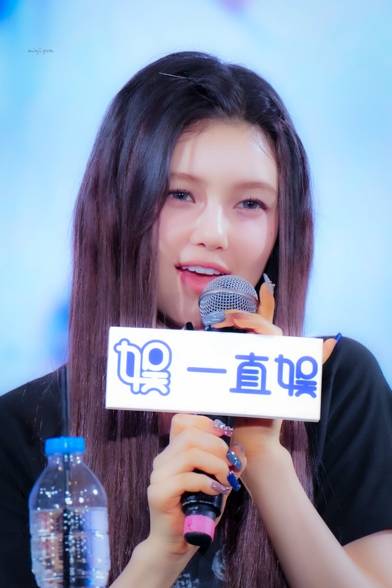 minji.gom tweet media