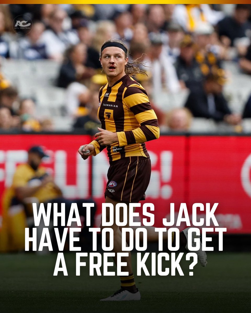 cenchfooty's tweet photo. Treated differently to every other player. https://t.co/bboEgd2Bq2